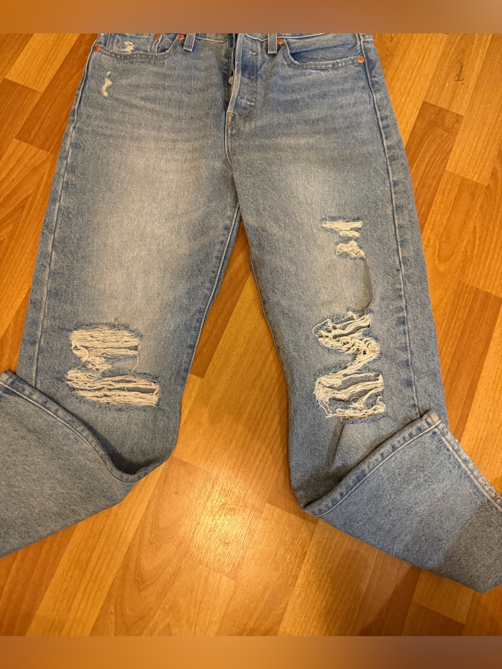 Levi's Light Blue Distressed Wedgie Straight Sz 28